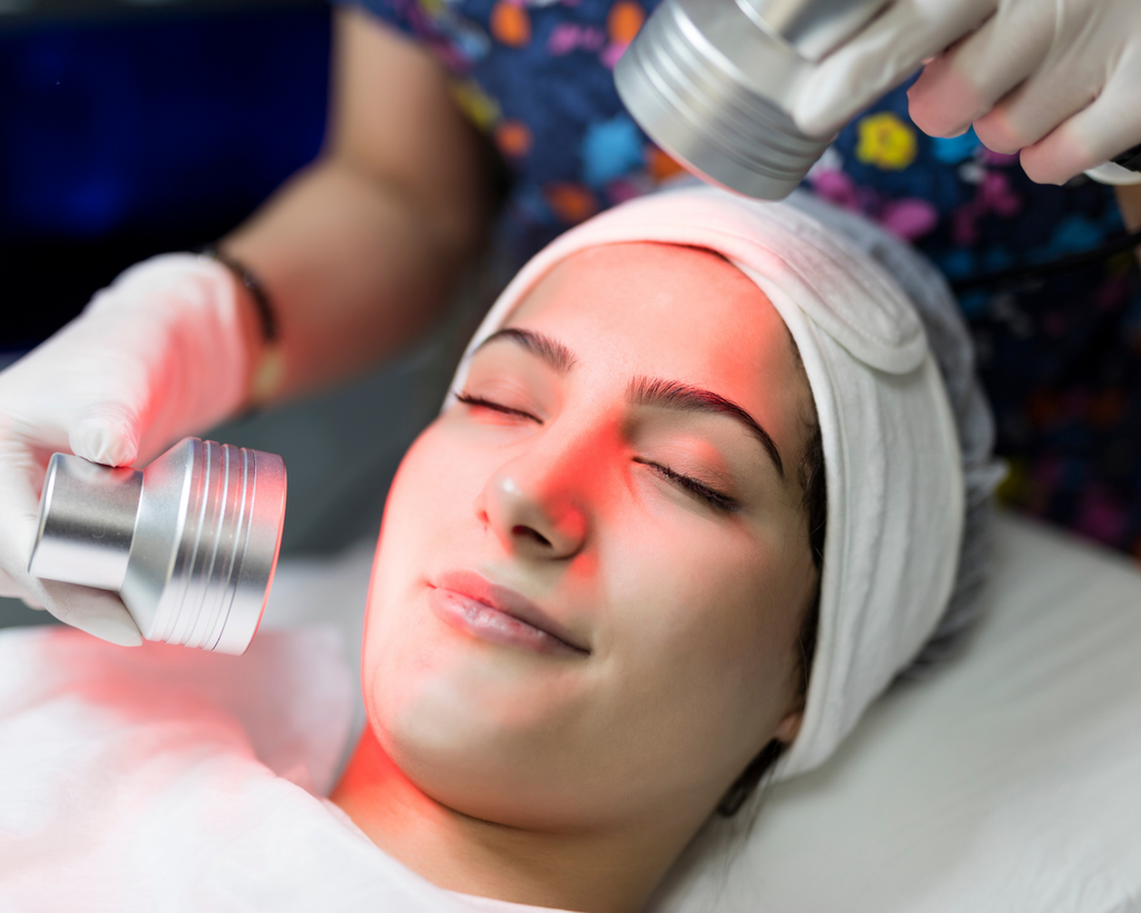 How red light therapy can improve your skin